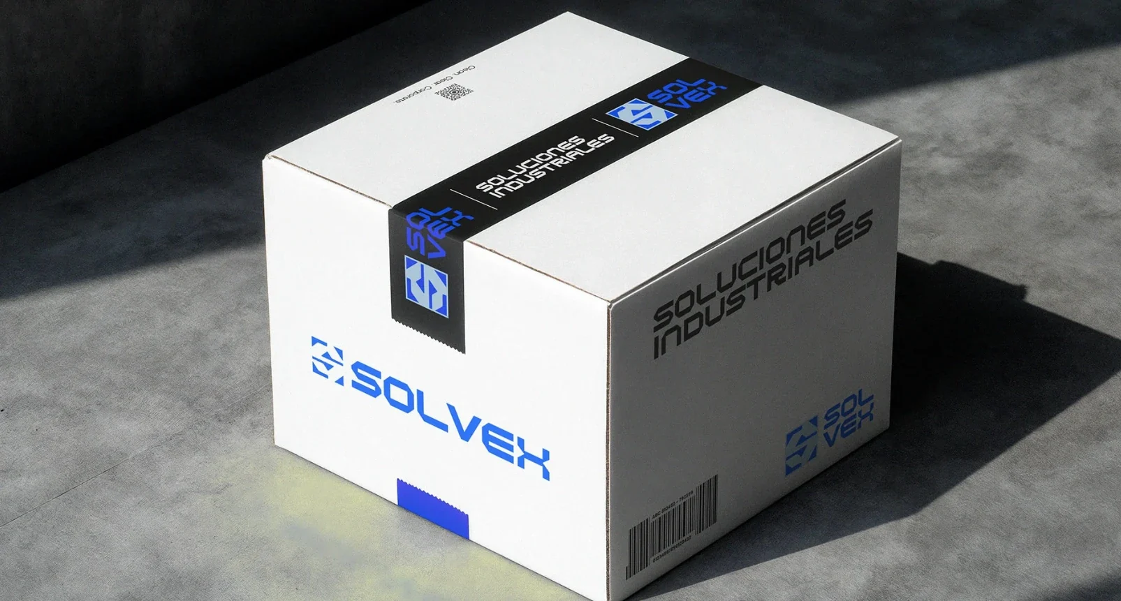 Caja con el logo y la cinta de SOLVEX